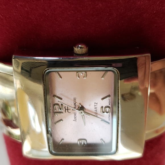 ANDRE FRANCOIS BEAUTIFUL WATCH (only a bundle of 3 or more) - Picture 2 of 5